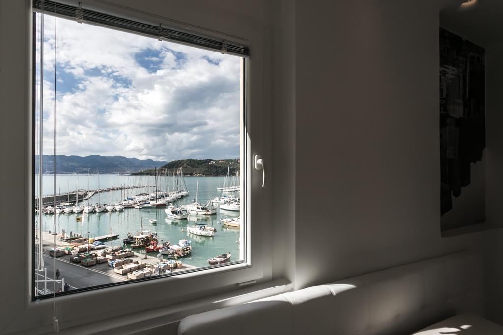 לריצ'י Al Molo Sea View Rooms מראה חיצוני תמונה