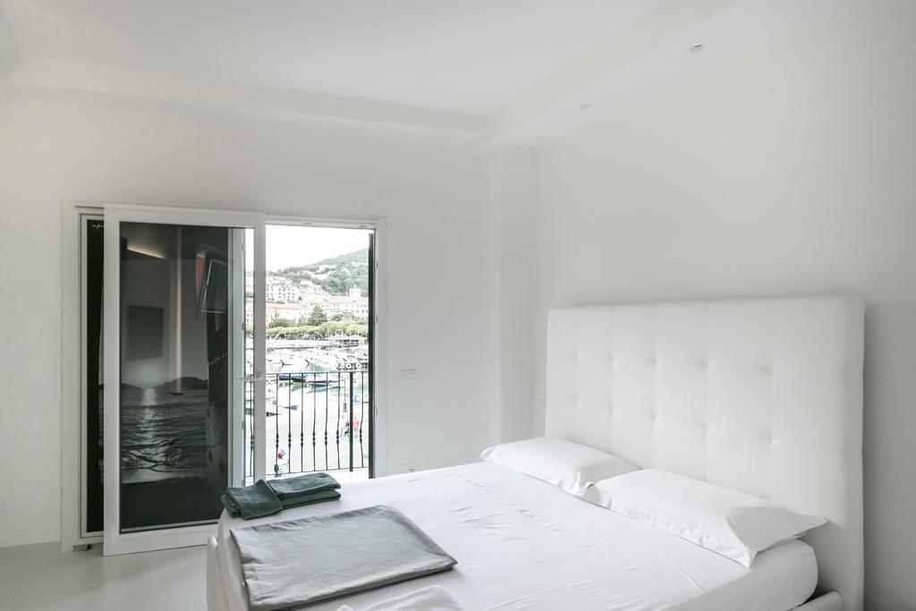 לריצ'י Al Molo Sea View Rooms מראה חיצוני תמונה
