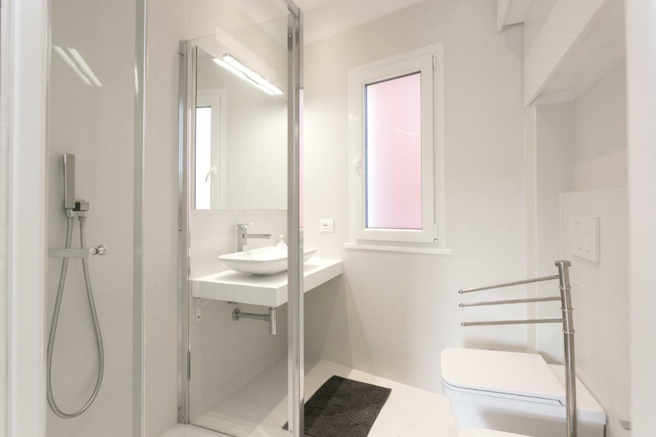 לריצ'י Al Molo Sea View Rooms מראה חיצוני תמונה